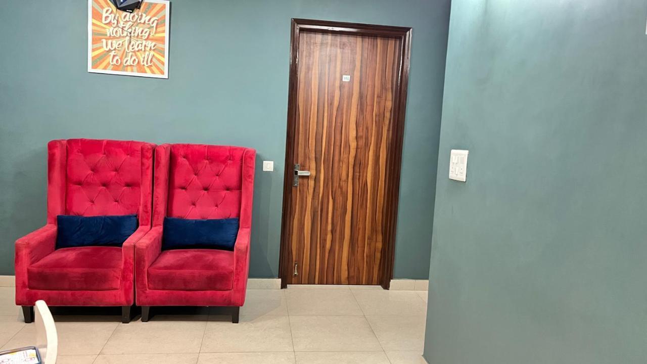 Qotel Hotel Church House Rohini Sector 15 Delhi  Eksteriør billede